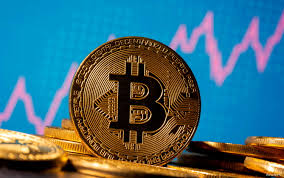 ترمب يدفع بـ”البتكوين” إلى آفاق جديدة: مكاسب قياسية وتوقعات مشرقة