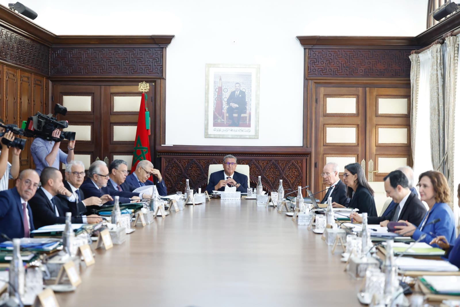مجلس الحكومة يصادق على مشاريع مراسيم وهيكلة السجون ويطّلع على تنفيذ مالية 2025