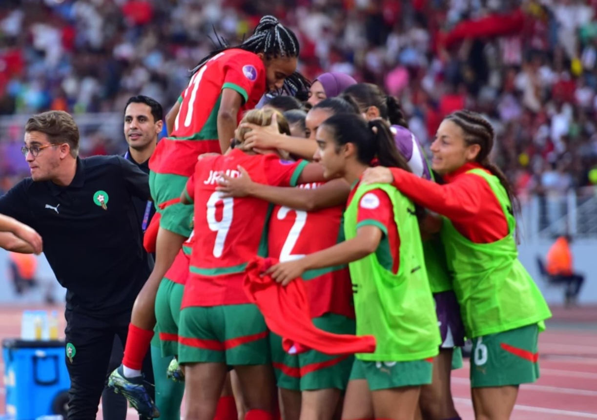 المنتخب المغربي النسوي يبلغ نهائي “الكان” بعد ملحمة كروية أمام غانا