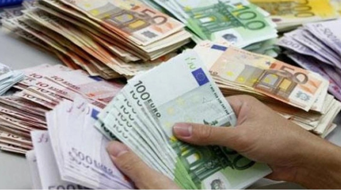 ارتفاع الأصول الاحتياطية الرسمية وتحسن في سعر الدرهم