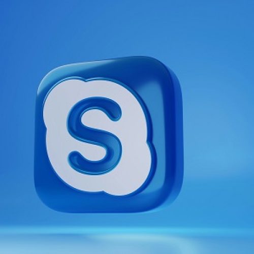 وداعا سكايب: نهاية ايقونة وصدى ذكريات جيل رقمي