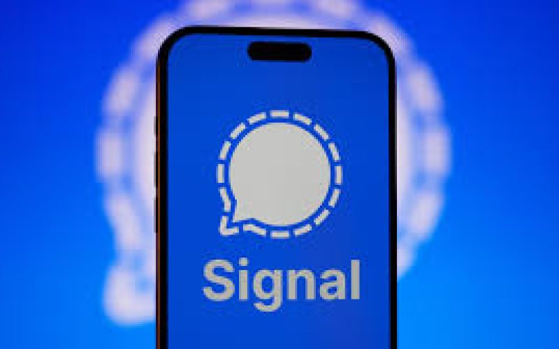 سيجنال يتحصن ضد “ريكول” مايكروسوفت: تفعيل حماية الشاشة افتراضيًا لحماية خصوصية الدردشات