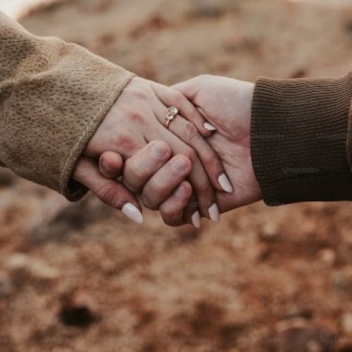 مشكلة شائعة في العلاقات العاطفية: انعدام الثقة وتأثيره على الحب