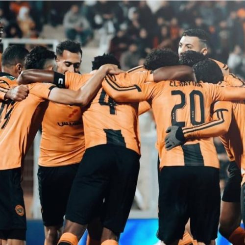 نهضة بركان يعانق المجد الأفريقي للمرة الثالثة ويتوج بكأس الكونفدرالية