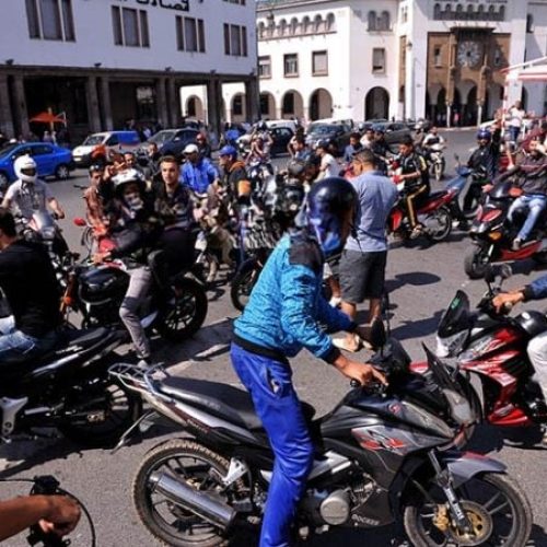 من السلامة الطرقية إلى الحلبة السياسية: القصة الكاملة لتعليق حملة مراقبة الدراجات النارية