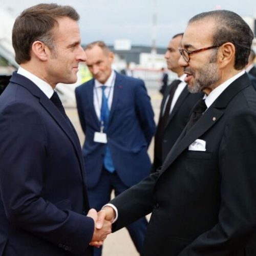 الملك محمد السادس يقبل دعوة ماكرون لزيارة دولة إلى فرنسا