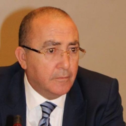 محمد رشدي الشرايبي يوثق ربع قرن من حكم الملك محمد السادس في كتاب جديد