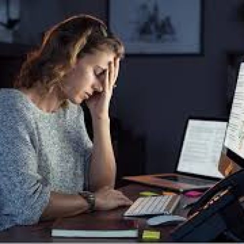 7 عبارات تستخدمها الشركات في إعلانات الوظائف وتعني عادة أنك ستكون مرهقا ومهمشا